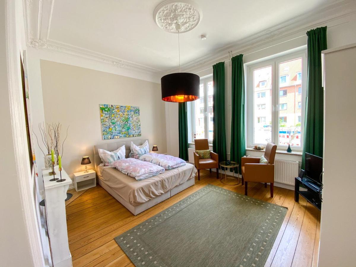 Villa Hanseart Luebeck - Privatzimmer In Zentraler Lage Exterior photo